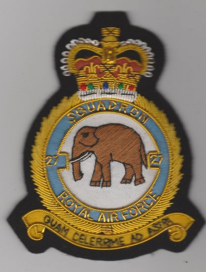 27 Squadron Queen's Crown Royal Air Force blazer badge - Click Image to Close
