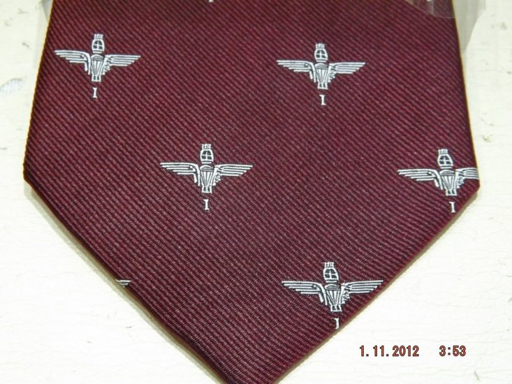 1 Parachute Regiment silk tie - Click Image to Close