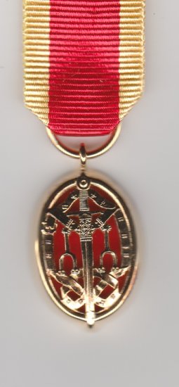 Knights Batchelor Sterling Silver gilt miniature medal - Click Image to Close