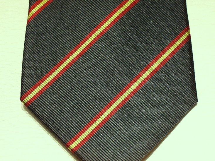 Surrey Yeomanry silk stripe tie - Click Image to Close
