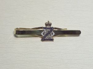 13th/18th Hussars tie slide - Click Image to Close