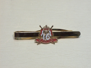 16th/5th Royal Lancers tie slide - Click Image to Close