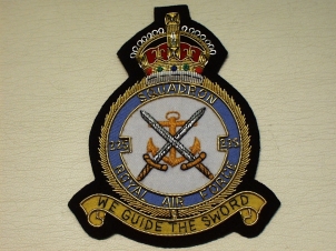 225 Squadron KC RAF blazer badge - Click Image to Close