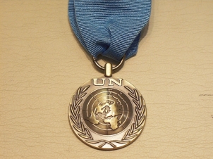 UN HQ New York miniature medal - Click Image to Close