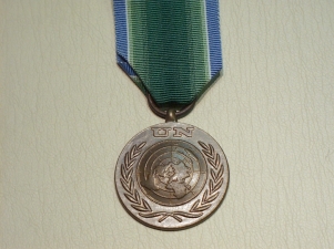 UN India and Pakistan (UNOGIP/UNIPOM) miniature medal - Click Image to Close