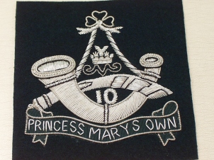 10th (Princess Marys Own) Gurkhas blazer badge - Click Image to Close