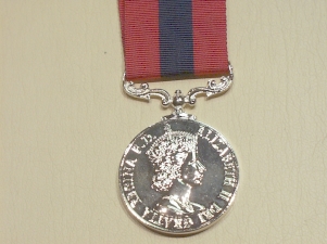Distinguished Conduct Medal Eliabeth II full size copy - Click Image to Close