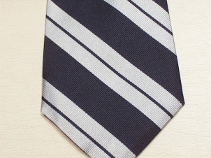 17th/21st Lancers Silk striped tie 80 - Click Image to Close