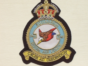 547 Sqdn RAF KC blazer badge - Click Image to Close