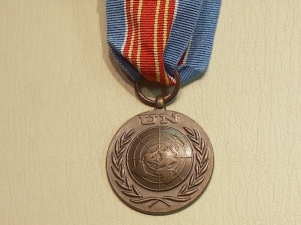 UN Former Yugoslavia (UNPREDEP) full sized medal - Click Image to Close