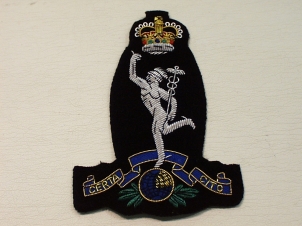 Royal Signals Queens Crown blazer badge 158 - Click Image to Close
