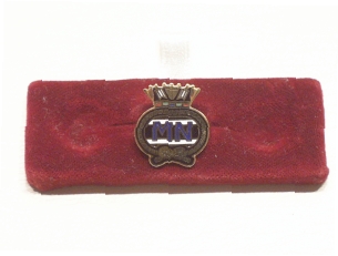 Merchant Navy lapel pin - Click Image to Close