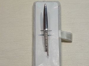 Sterling Silver Commando pin - Click Image to Close