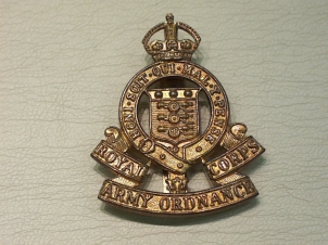 RAOC 1919-47 cap badge - Click Image to Close