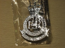 Royal Military Academy Sandhurst anodised cap badge - Click Image to Close