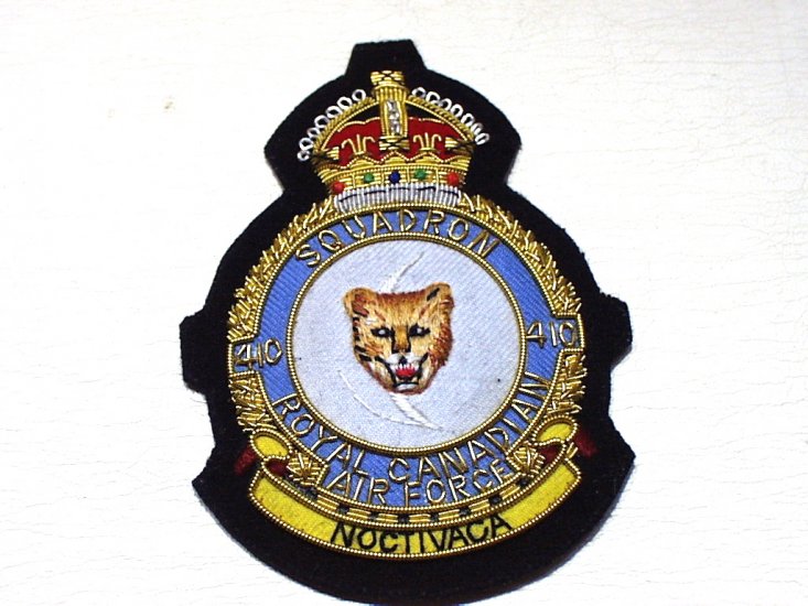 410 Squadron RCAF KC blazer badge - Click Image to Close