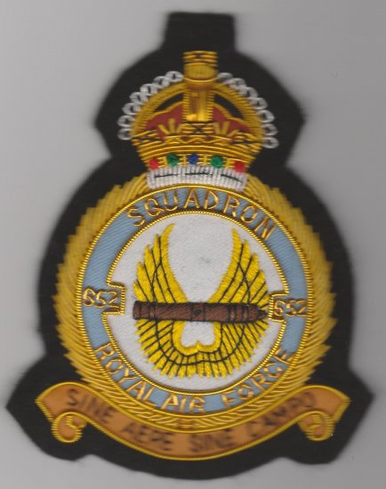 652 Squadron Royal Air Force King's Crown blazer badge - Click Image to Close