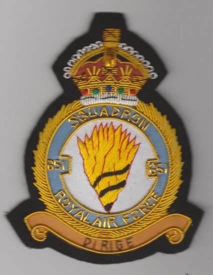 651 Squadron Royal Air Force King's Crown blazer badge - Click Image to Close