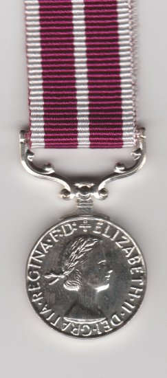 Meritorious Service Medal Elizabeth II miniature medal - Click Image to Close