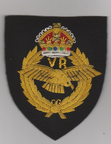 RAFVR KC wire blazer badge - Click Image to Close