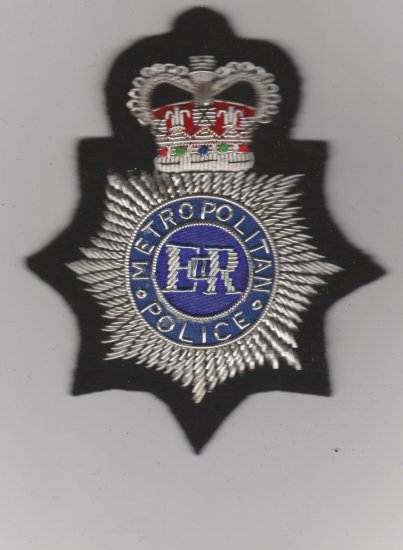 Metropolitan Police EIIR blazer badge - Click Image to Close