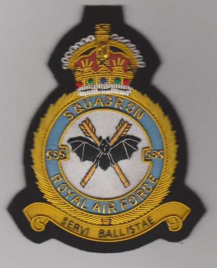 595 Squadron King's Crown Royal Air Force e blazer badge - Click Image to Close