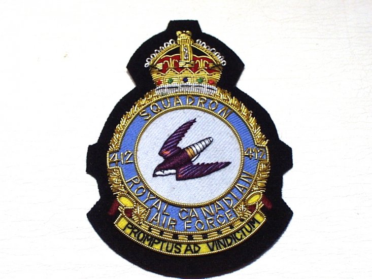 412 Squadron RCAF KC blazer badge - Click Image to Close