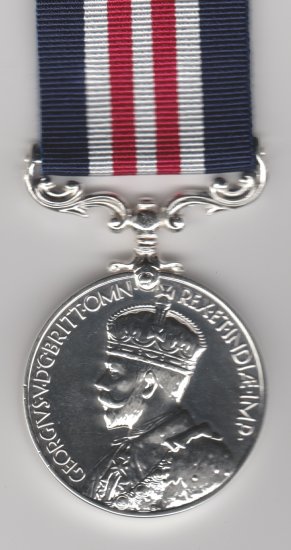 Military Medal George V crowned miniature medal - Click Image to Close
