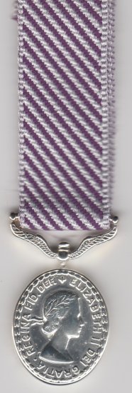 Distinguished Flying Medal E11R (Miniature medal) - Click Image to Close