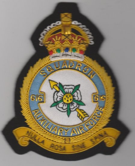 616 Auxiliary Air Force Squadron King's Crown blazer badge - Click Image to Close