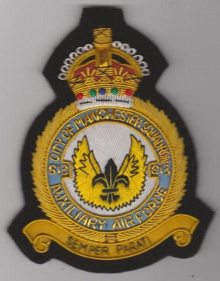 613 City of Manchester Auxiliary Sqdn King's Crown blazer badge - Click Image to Close