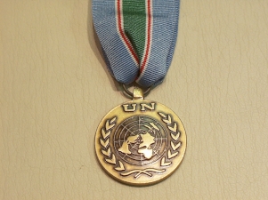 UN LEBANON (UNFIL) MINIATURE MEDAL - Click Image to Close