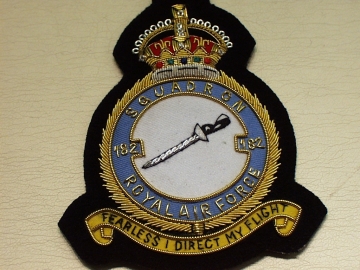 182 squadron RAF KC badge - Click Image to Close