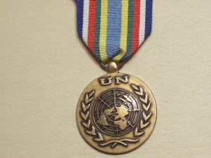 UN Central African Republic (UNMINURCA) miniature medal - Click Image to Close