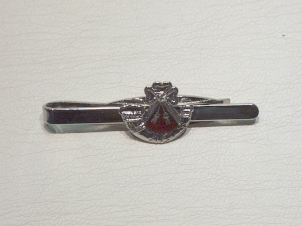 Light Infantry enamel tie slide - Click Image to Close