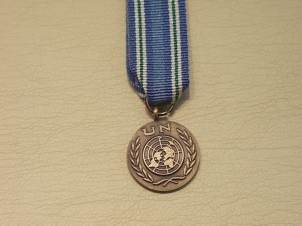 UNMOGUA miniature medal - Click Image to Close