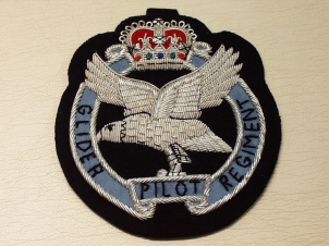 The Glider Pilot Regiment Queens Crown blazer badge - Click Image to Close