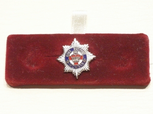 4th/7th Dragoon Guards lapel badge - Click Image to Close