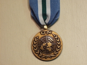 UN Tadjikistan (UNMOT) full sized medal - Click Image to Close