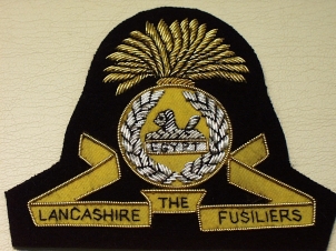 Lancashire Fusiliers cap badge blazer badge 77 - Click Image to Close