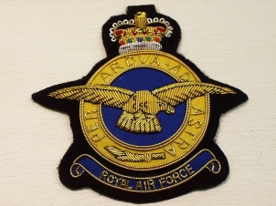 RAF blazer badge Queens Crown with title - Click Image to Close