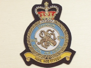 206 Squadron QC RAF blazer badge - Click Image to Close