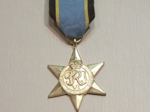 Air Crew Europe Star miniature medal - Click Image to Close
