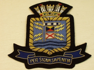 Royal Navy Signal Communications blazer badge - Click Image to Close