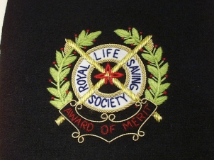 Royal Life Saving Society blazer badge - Click Image to Close