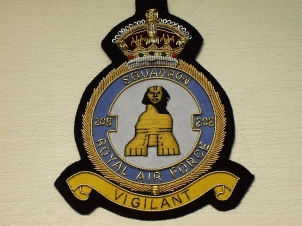 208 Squadron Kings Crown RAF blazer badge - Click Image to Close