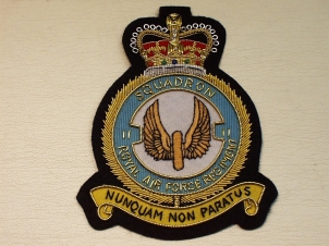 2 Squadron Queen's Crown RAF Regt blazer badge - Click Image to Close