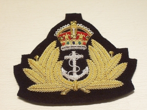 Royal Navy (Crown, Wreath, Anchor) KC blazer badge 150a - Click Image to Close