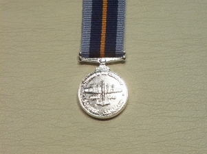Bomber Command miniature medal - Click Image to Close