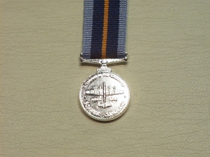 Bomber Command miniature medal - Click Image to Close